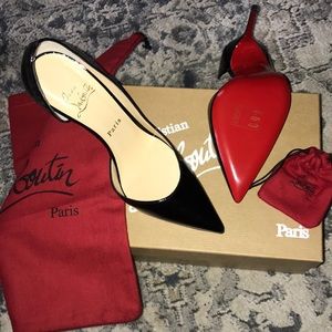 *NEVER WORN* Christian Louboutin Iriza 100